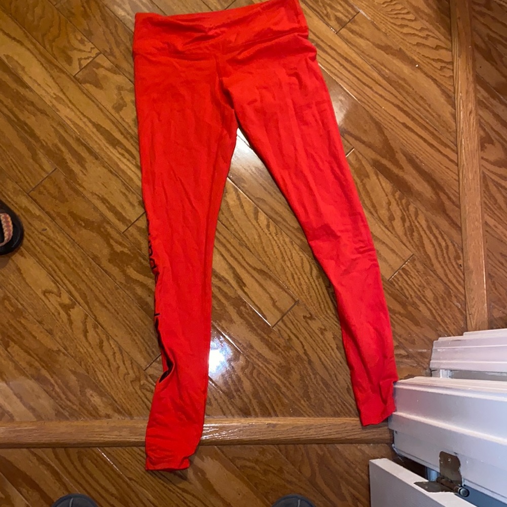 Pure Barre Mid Rise Red Leggings SIZE: MEDIUM